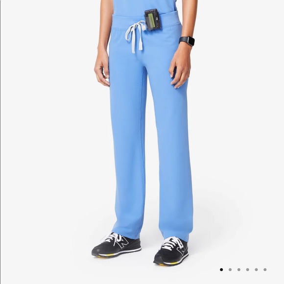 Figs Ciel Blue S Petite pants and top - Picture 2 of 3